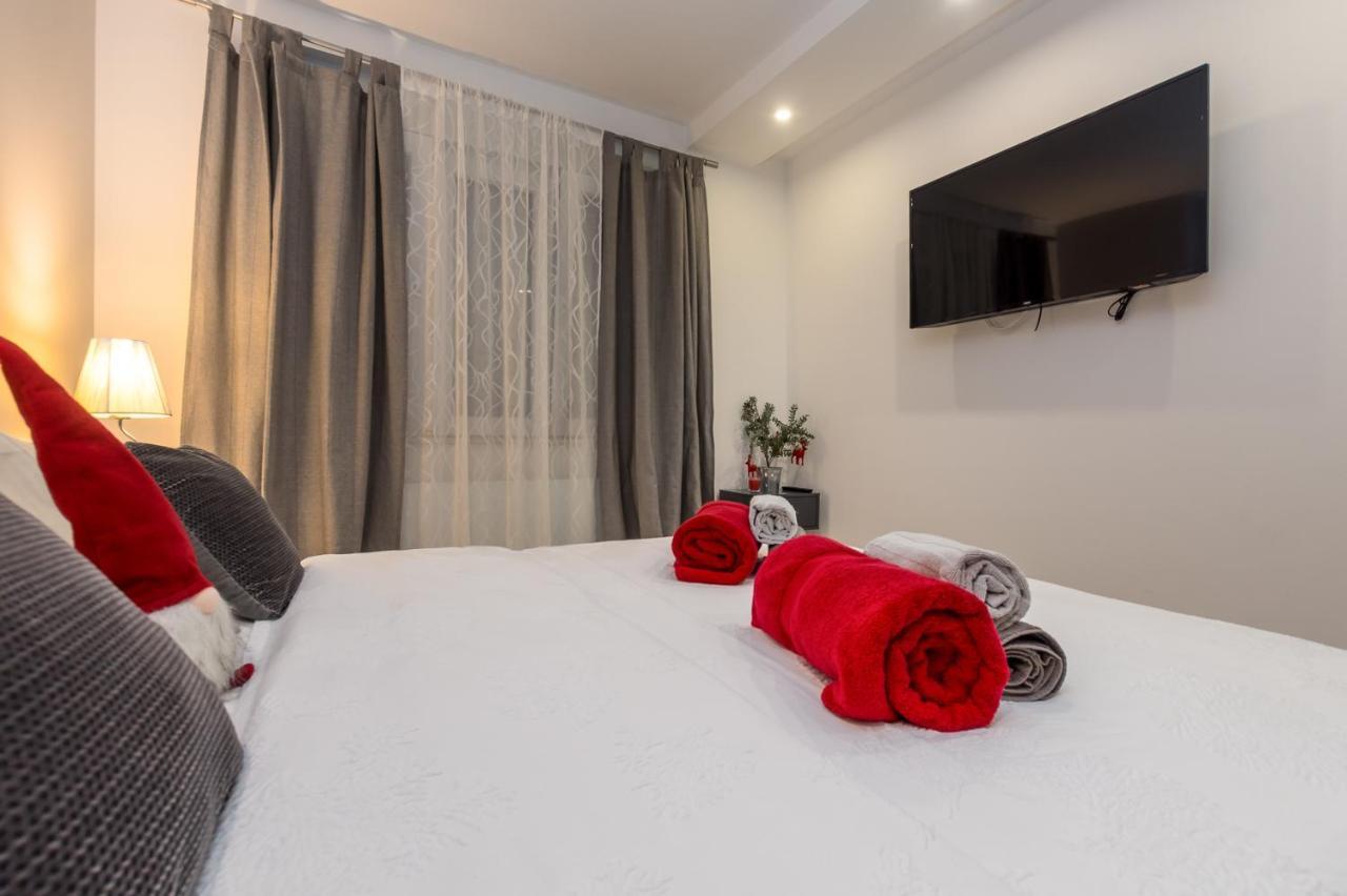 Lavanda Maslina - New Luxury Apartments プーラ エクステリア 写真