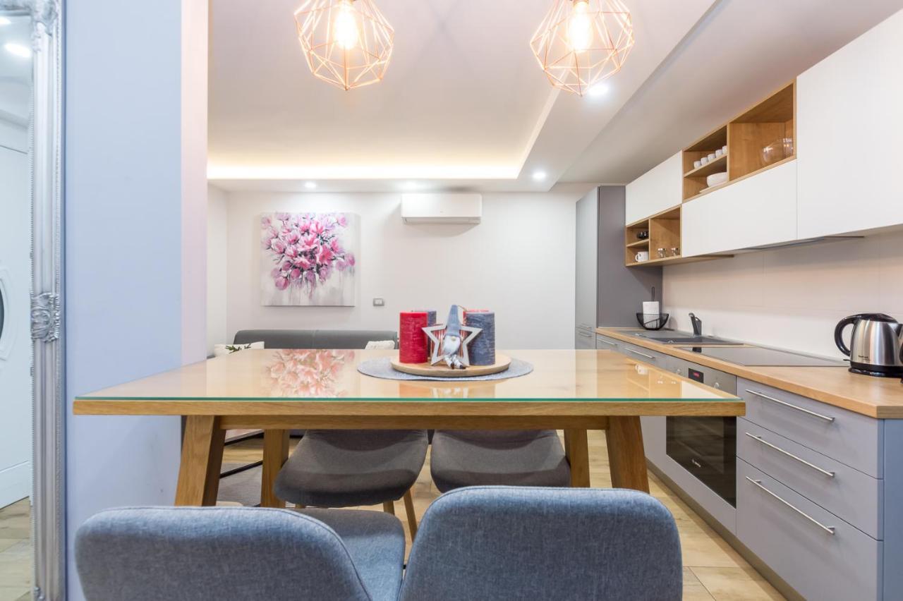 Lavanda Maslina - New Luxury Apartments プーラ エクステリア 写真