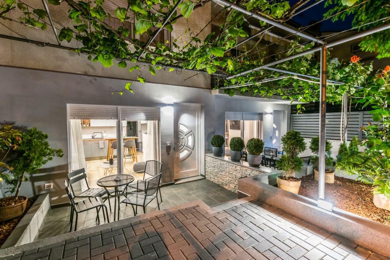 Lavanda Maslina - New Luxury Apartments プーラ エクステリア 写真